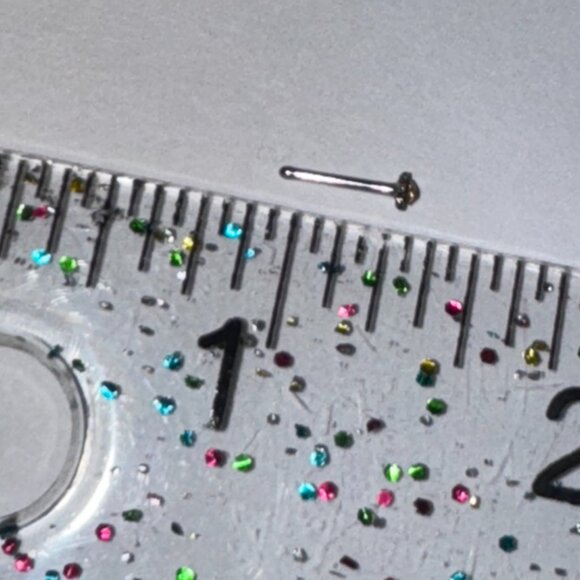 20 Gauge Topaz Yellow Star Shaped Nose Rings - Picture 8 of 16